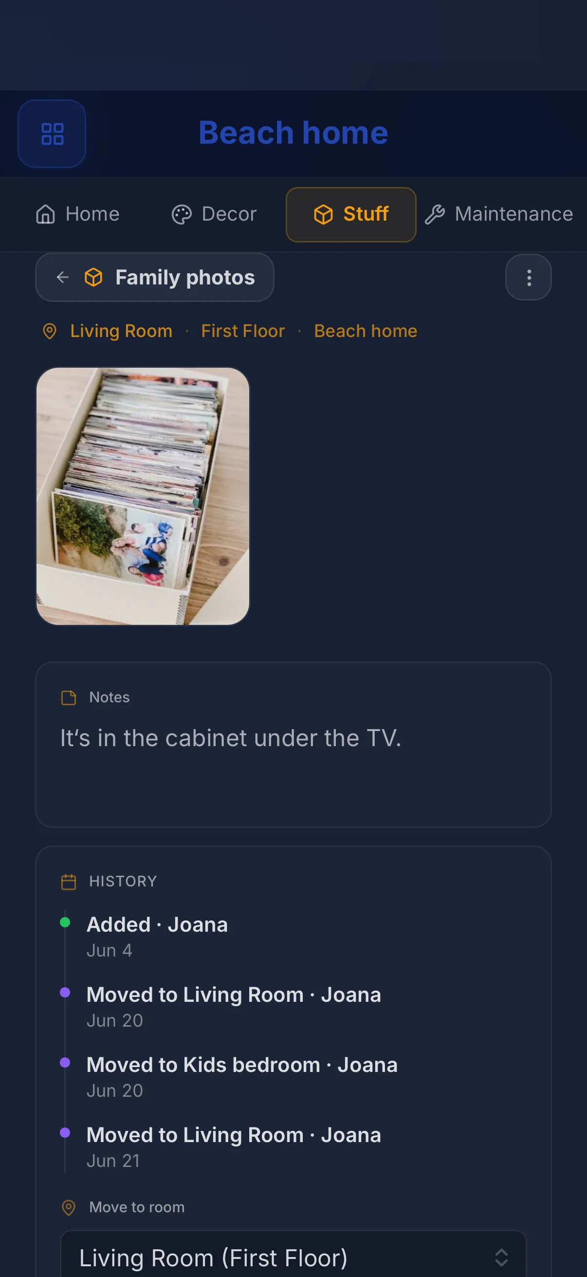 Room by room home inventory in HomeMap with items identified from photos